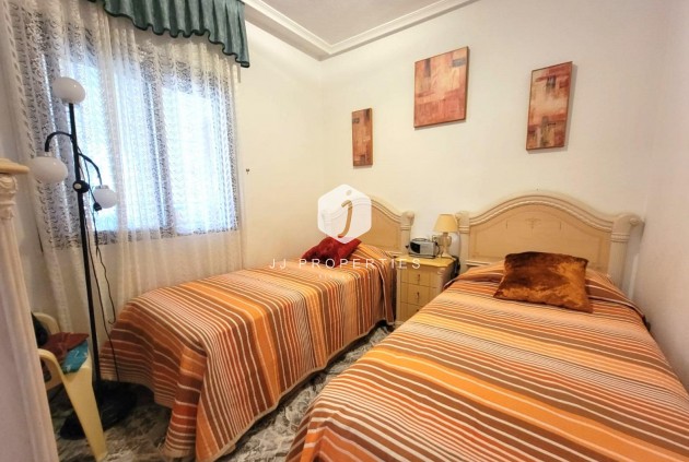 Tweedehands - Bungalow -
Torrevieja - Los Frutales