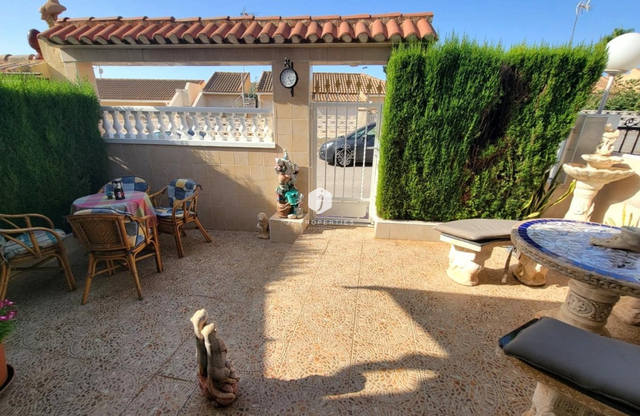 Tweedehands - Bungalow -
Torrevieja - Los Frutales