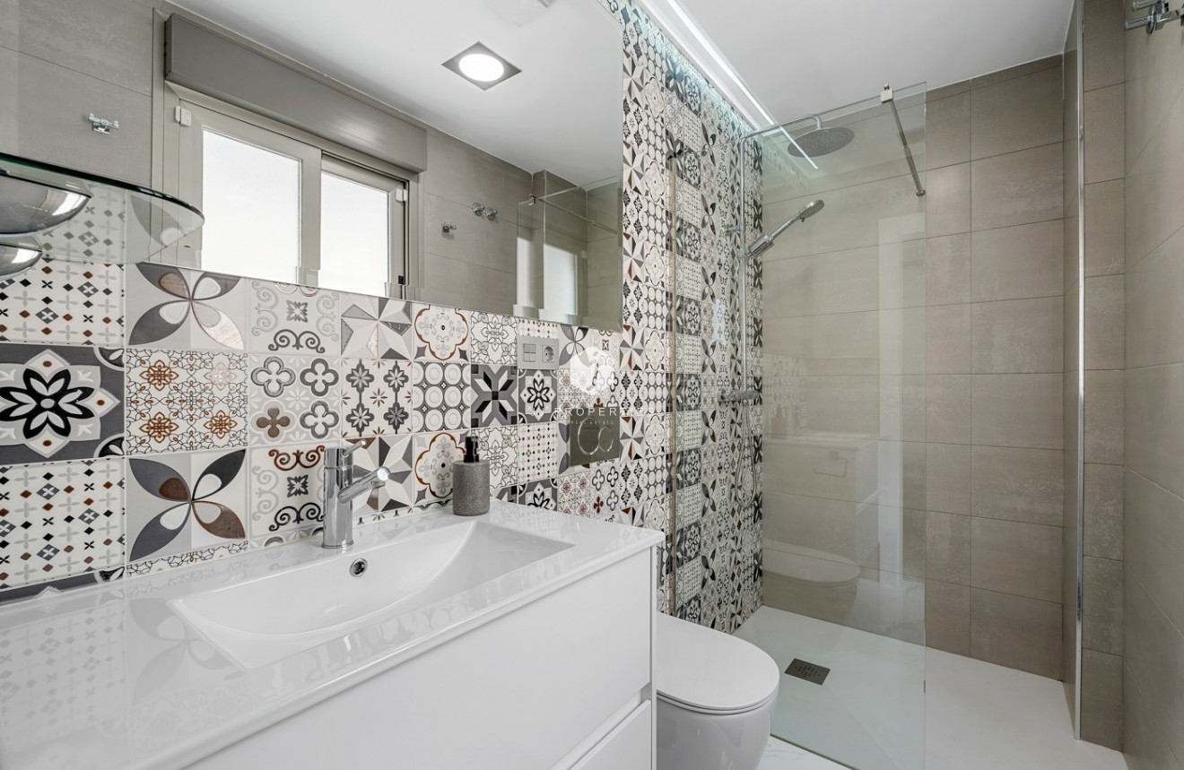 Tweedehands - Villa -
Orihuela Costa - Costa Blanca