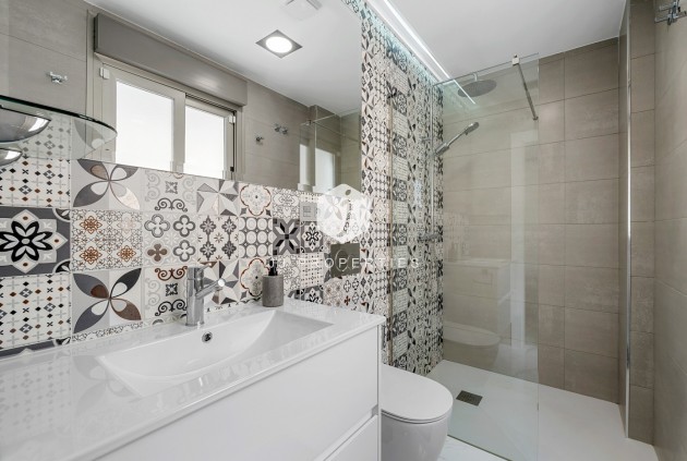 Tweedehands - Villa -
Orihuela Costa - Costa Blanca