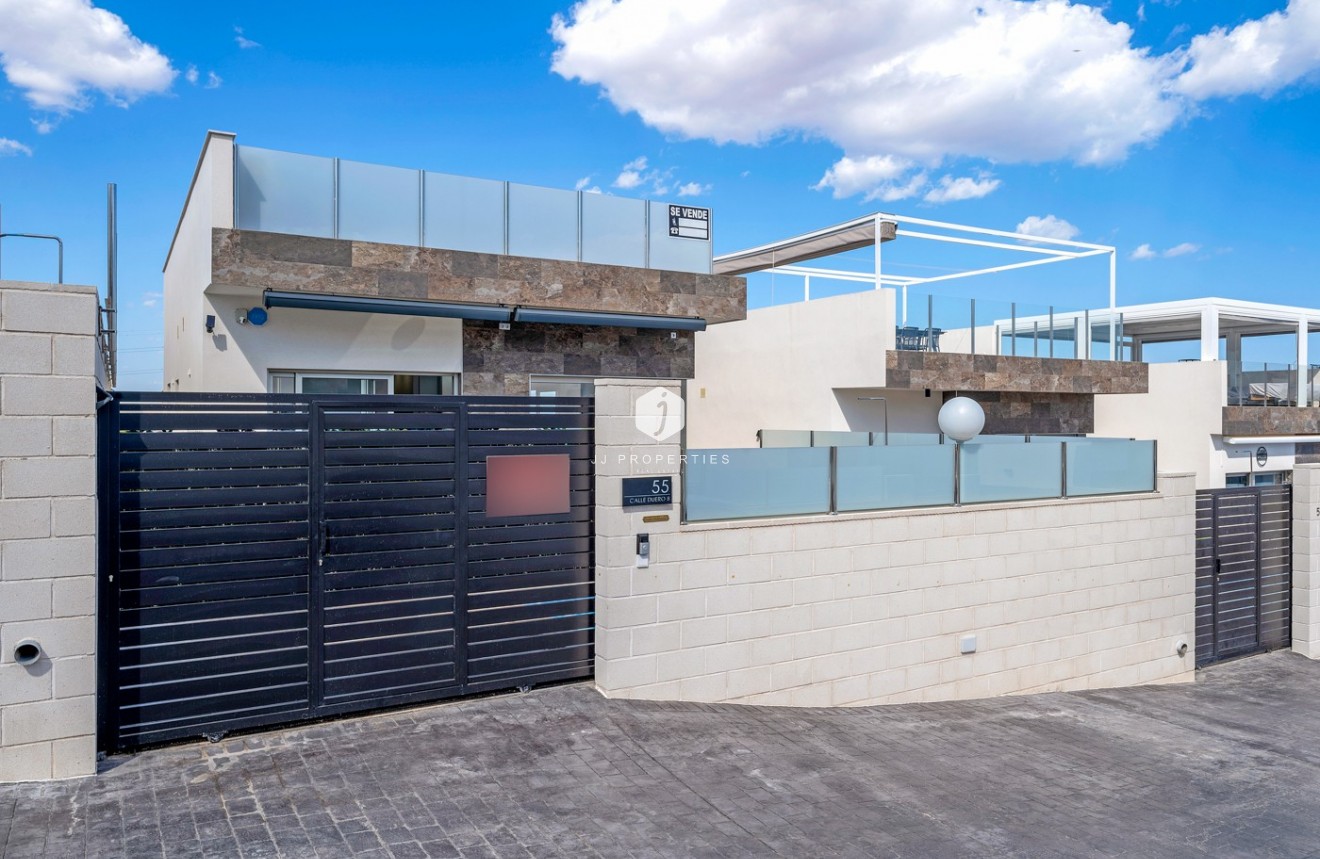 Tweedehands - Villa -
Orihuela Costa - Costa Blanca