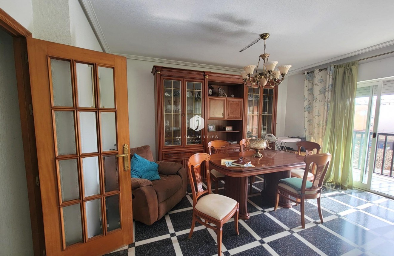 Tweedehands - Appartement / flat -
Torrevieja - Centro