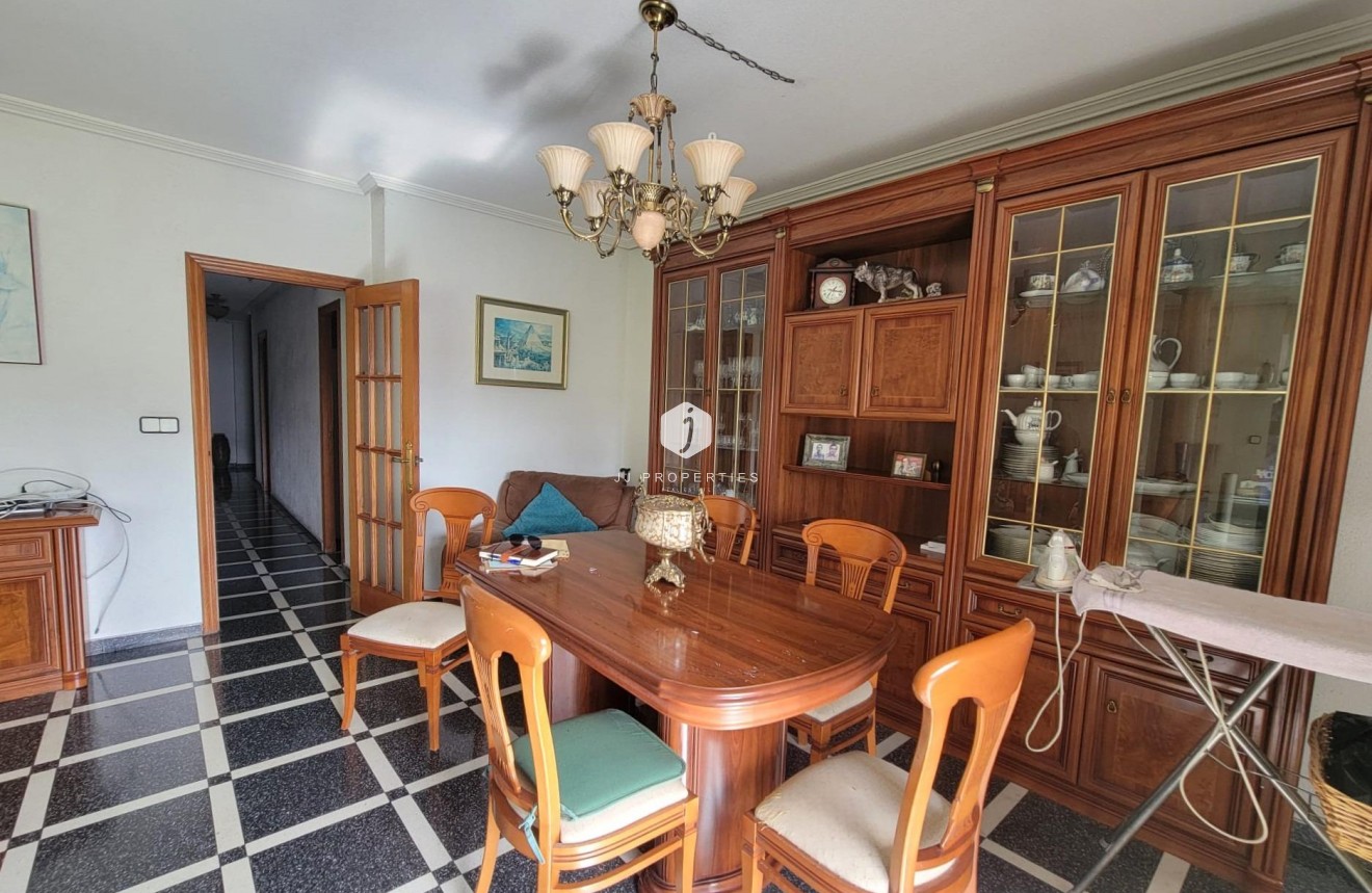 Tweedehands - Appartement / flat -
Torrevieja - Centro