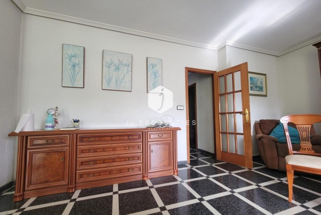 Tweedehands - Appartement / flat -
Torrevieja - Centro