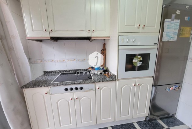 Tweedehands - Appartement / flat -
Torrevieja - Centro