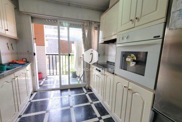 Tweedehands - Appartement / flat -
Torrevieja - Centro