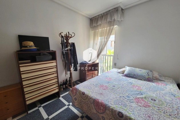 Tweedehands - Appartement / flat -
Torrevieja - Centro