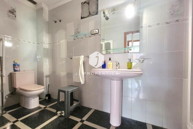 Tweedehands - Appartement / flat -
Torrevieja - Centro