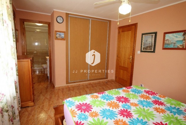 Tweedehands - Villa -
Torrevieja - Los Balcones