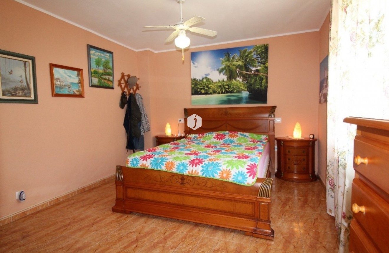 Tweedehands - Villa -
Torrevieja - Los Balcones