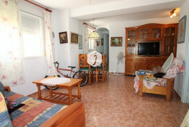 Tweedehands - Villa -
Torrevieja - Los Balcones