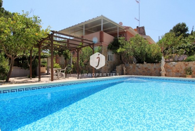 Tweedehands - Villa -
Torrevieja - Los Balcones