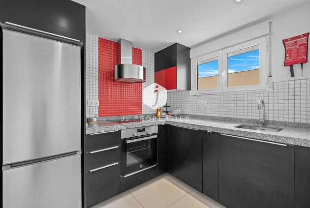 Tweedehands - Appartement / flat -
Punta Prima - Costa Blanca