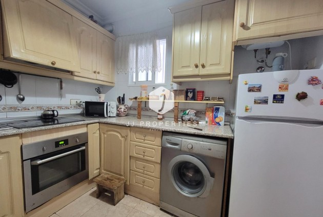 Segunda mano - Apartamento / piso -
Torrevieja - Centro