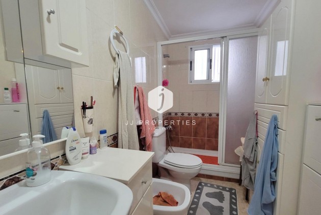 Segunda mano - Apartamento / piso -
Torrevieja - Centro