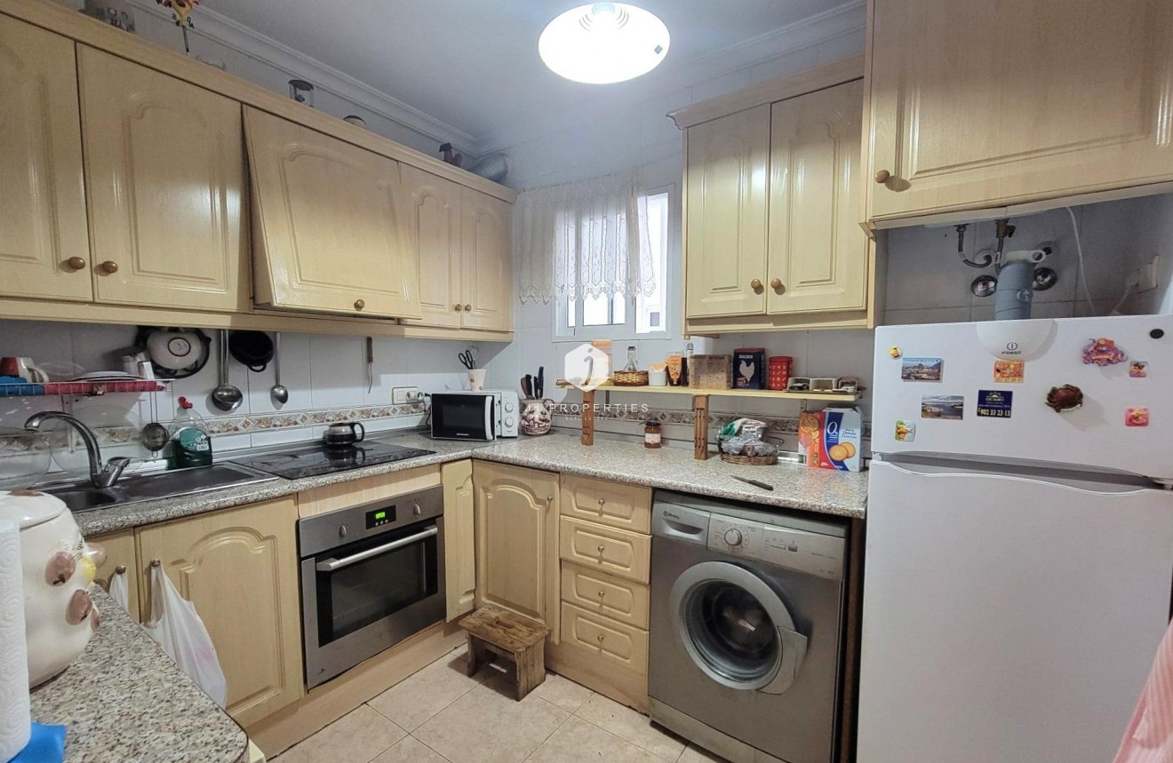 Segunda mano - Apartamento / piso -
Torrevieja - Centro