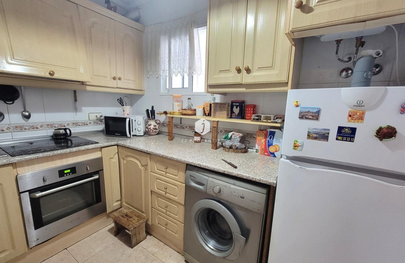 Segunda mano - Apartamento / piso -
Torrevieja - Centro