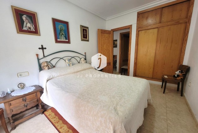 Segunda mano - Apartamento / piso -
Torrevieja - Centro