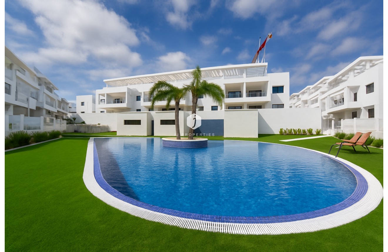 Tweedehands - Appartement / flat -
Torrevieja - Costa Blanca