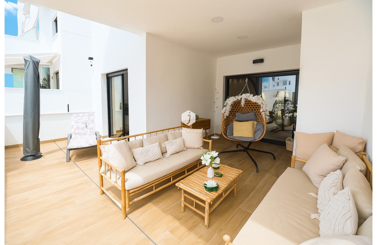 Tweedehands - Appartement / flat -
Torrevieja - Costa Blanca