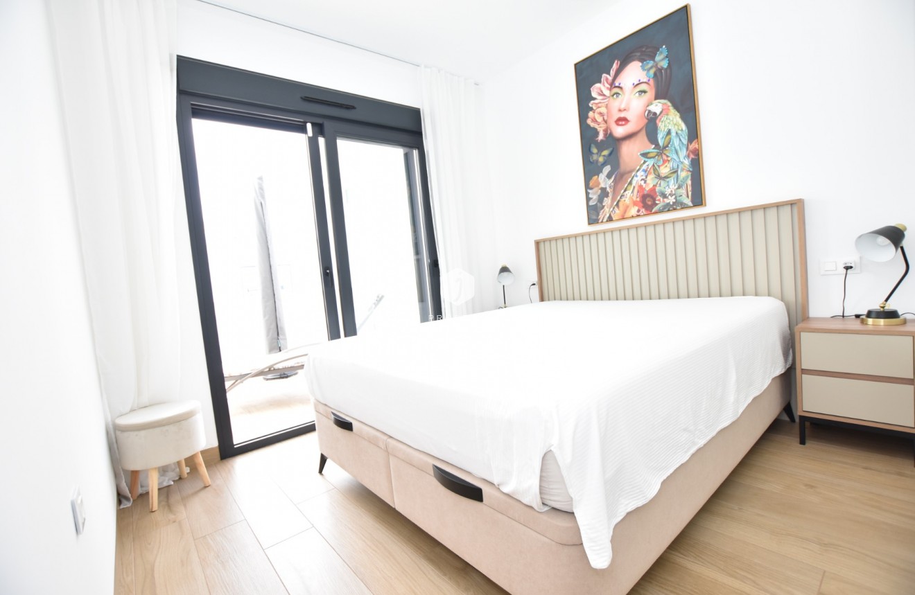 Tweedehands - Appartement / flat -
Torrevieja - Costa Blanca