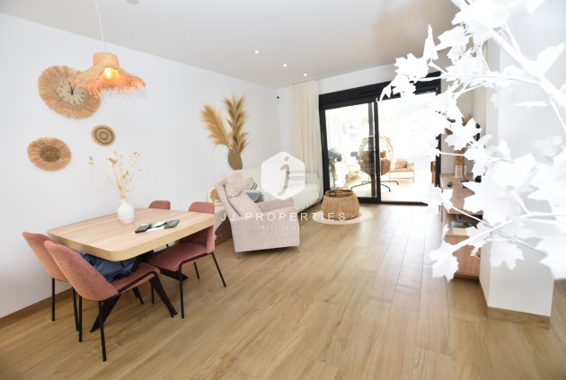 Tweedehands - Appartement / flat -
Torrevieja - Costa Blanca