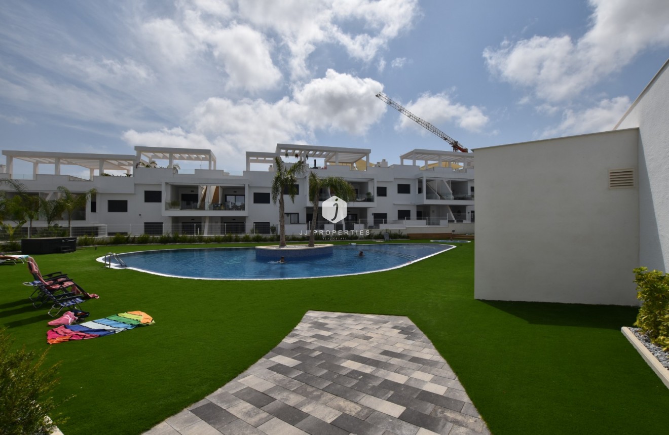 Tweedehands - Appartement / flat -
Torrevieja - Costa Blanca