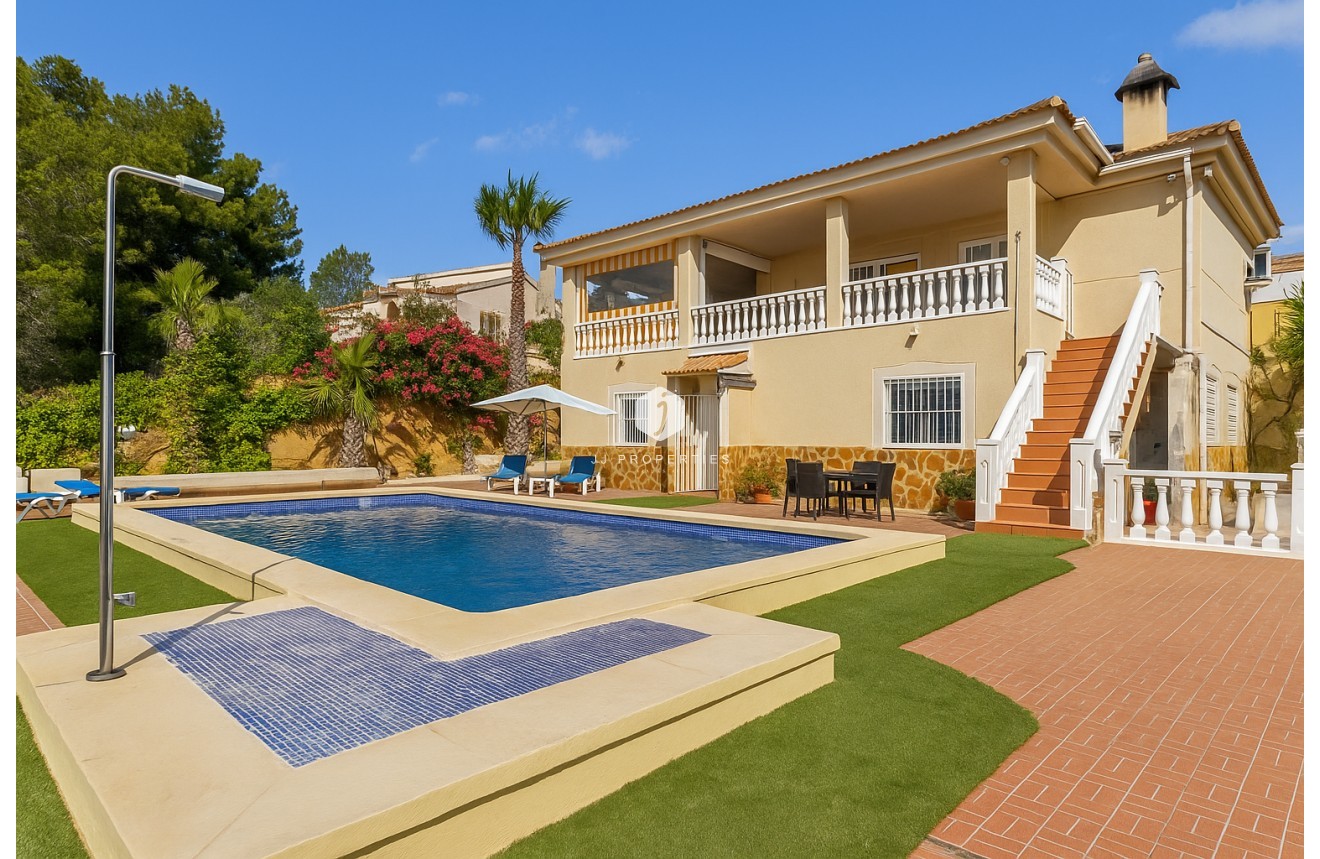 Tweedehands - Villa -
Algorfa - Inland