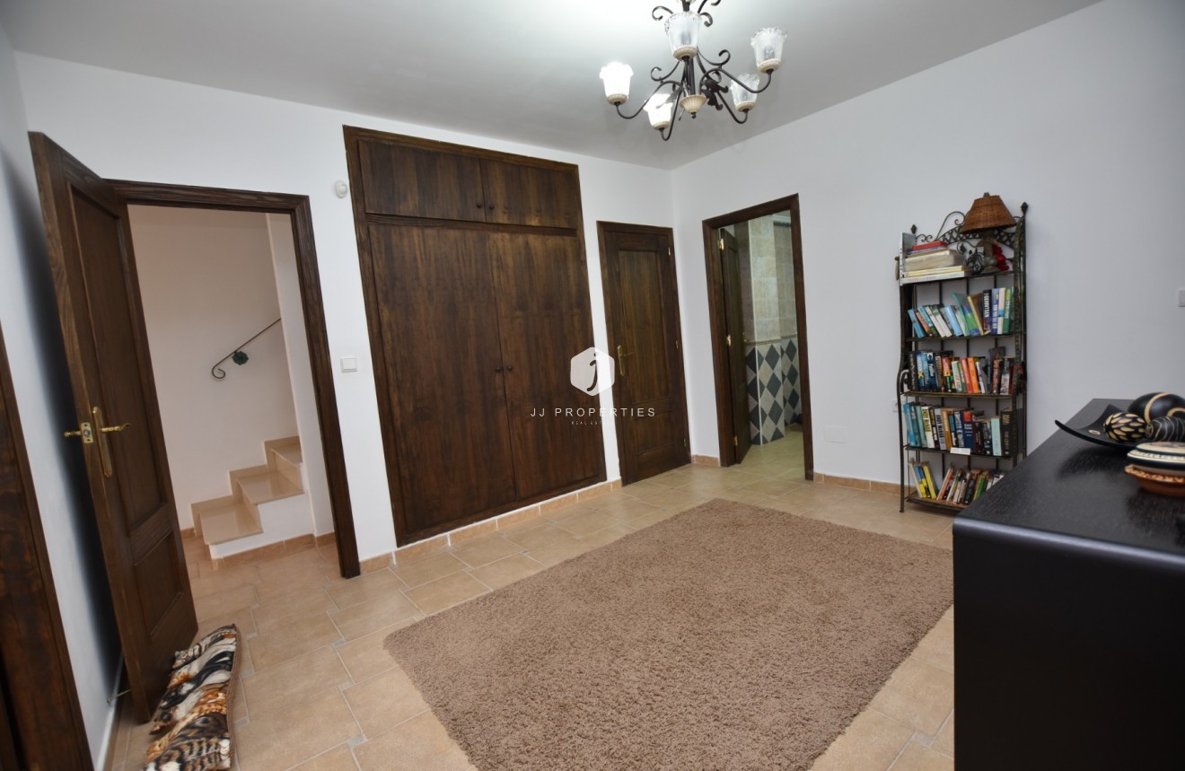 Tweedehands - Villa -
Algorfa - Inland