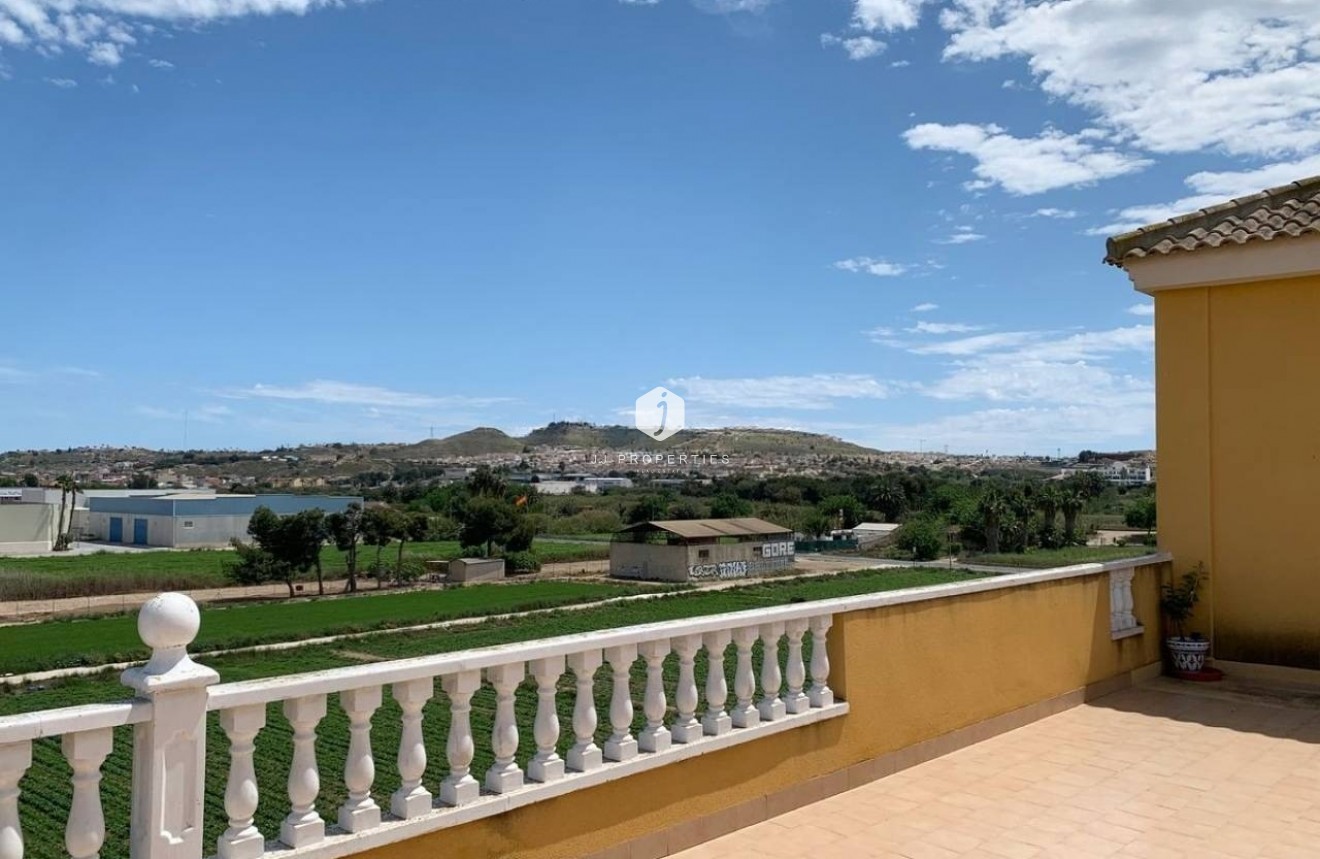 Tweedehands - Appartement / flat -
Formentera del Segura - Costa Blanca