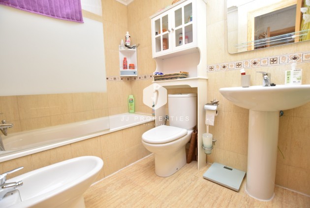 Tweedehands - Appartement / flat -
Formentera del Segura - Costa Blanca