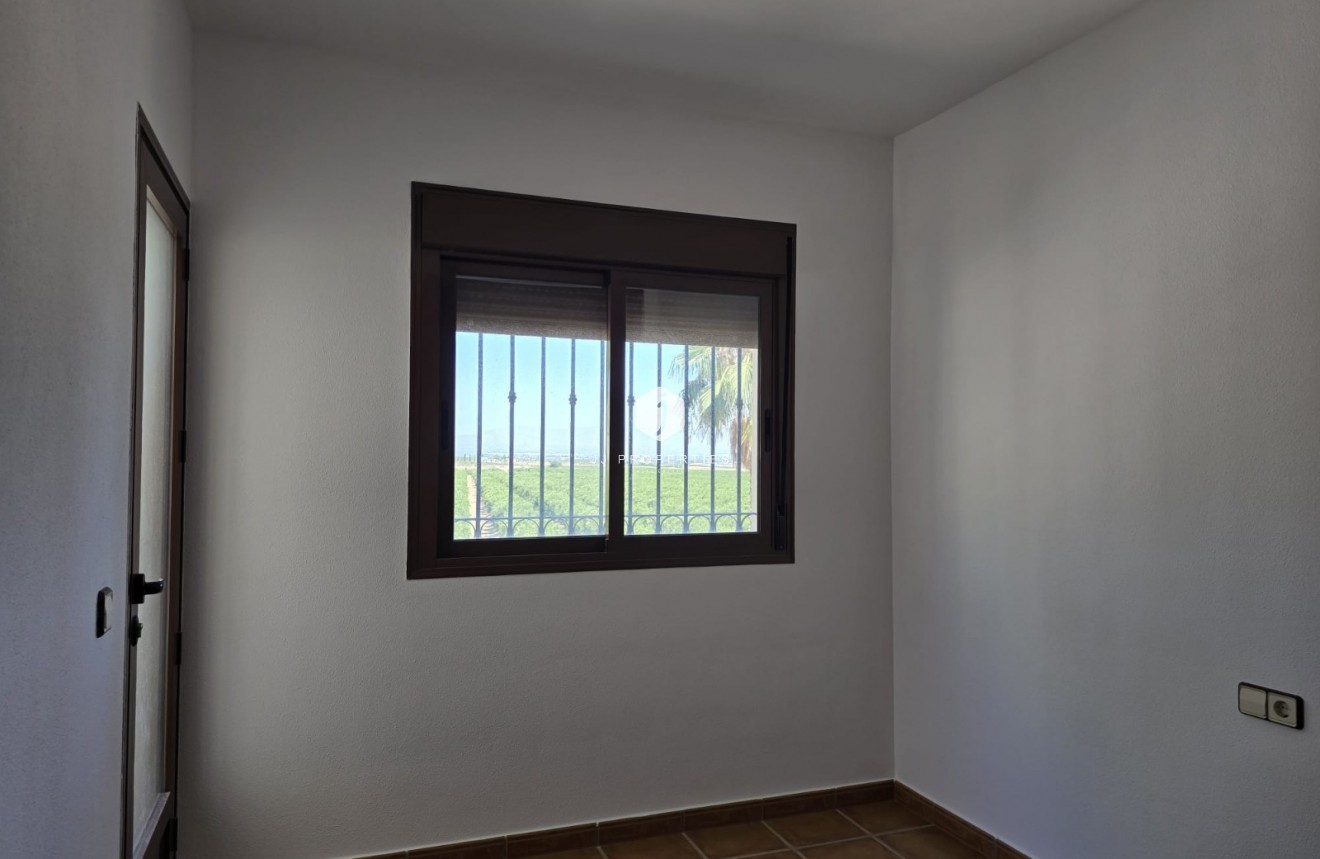 Tweedehands - Villa -
Algorfa - Inland