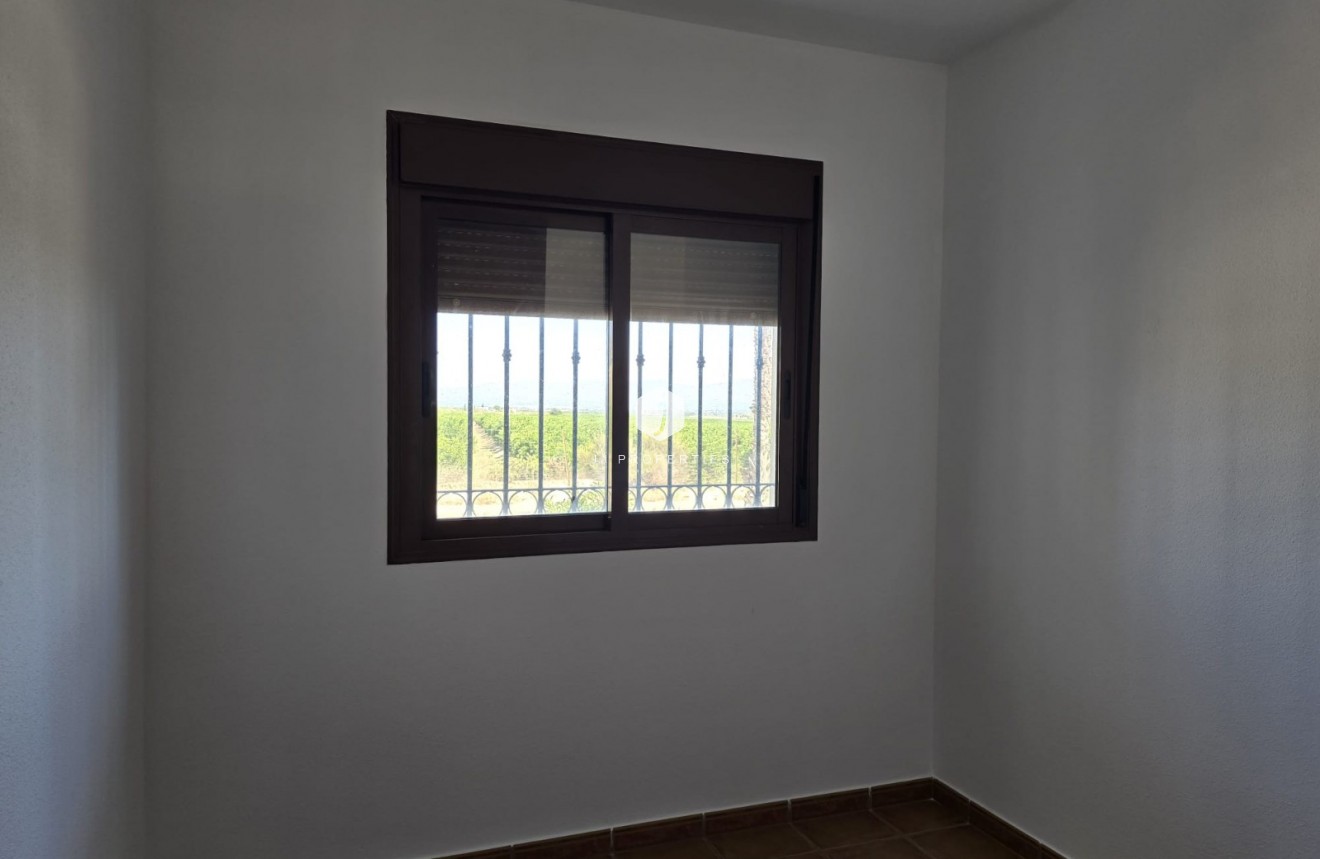 Tweedehands - Villa -
Algorfa - Inland