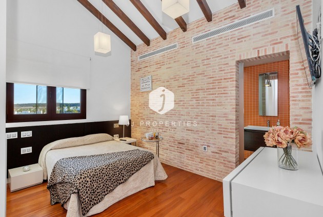 Tweedehands - Villa -
Algorfa - Inland