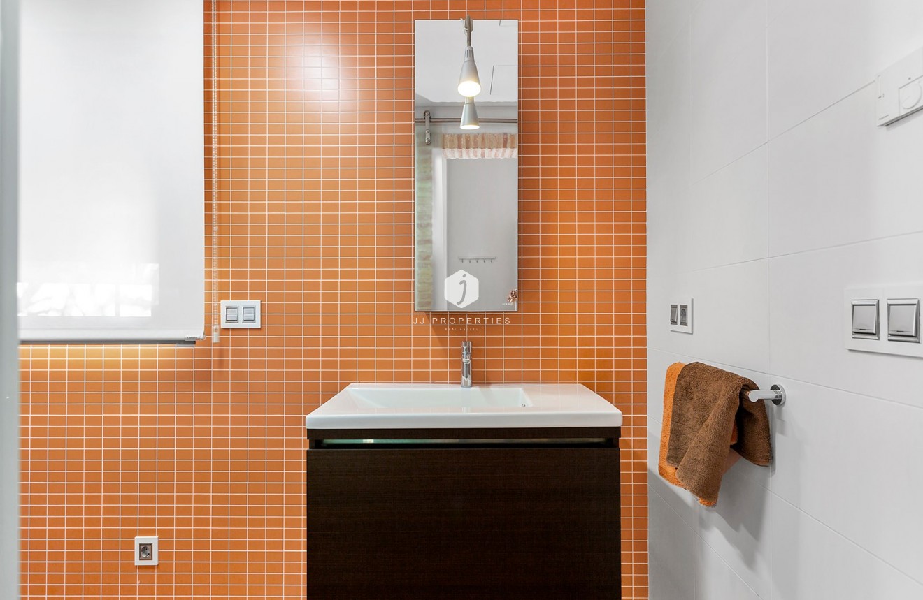 Tweedehands - Villa -
Algorfa - Inland