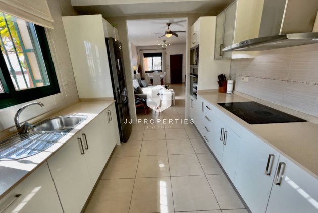 Tweedehands - Villa -
Ciudad Quesada - Costa Blanca