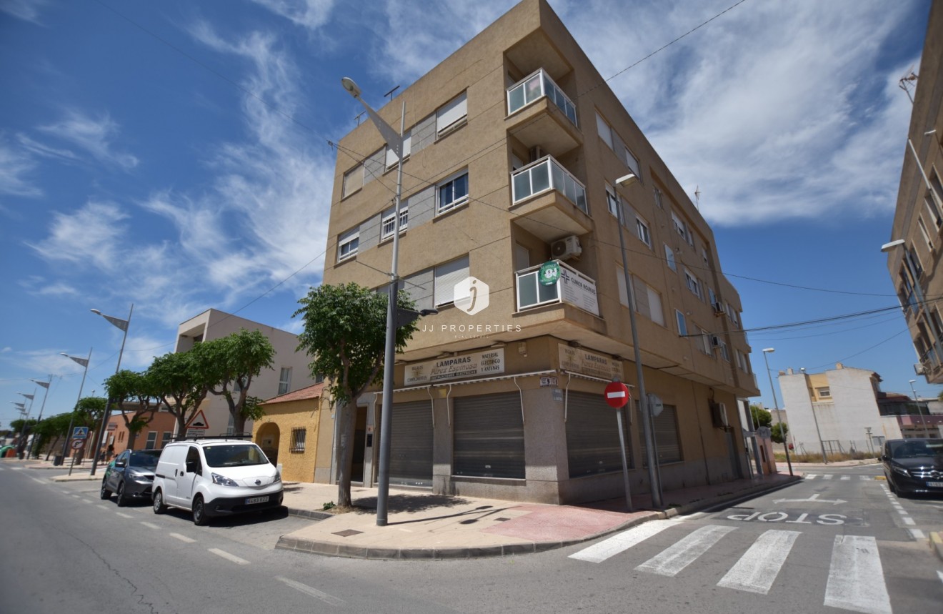 Tweedehands - Appartement / flat -
Rojales - Inland