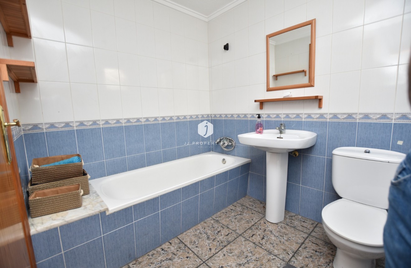 Tweedehands - Appartement / flat -
Rojales - Inland