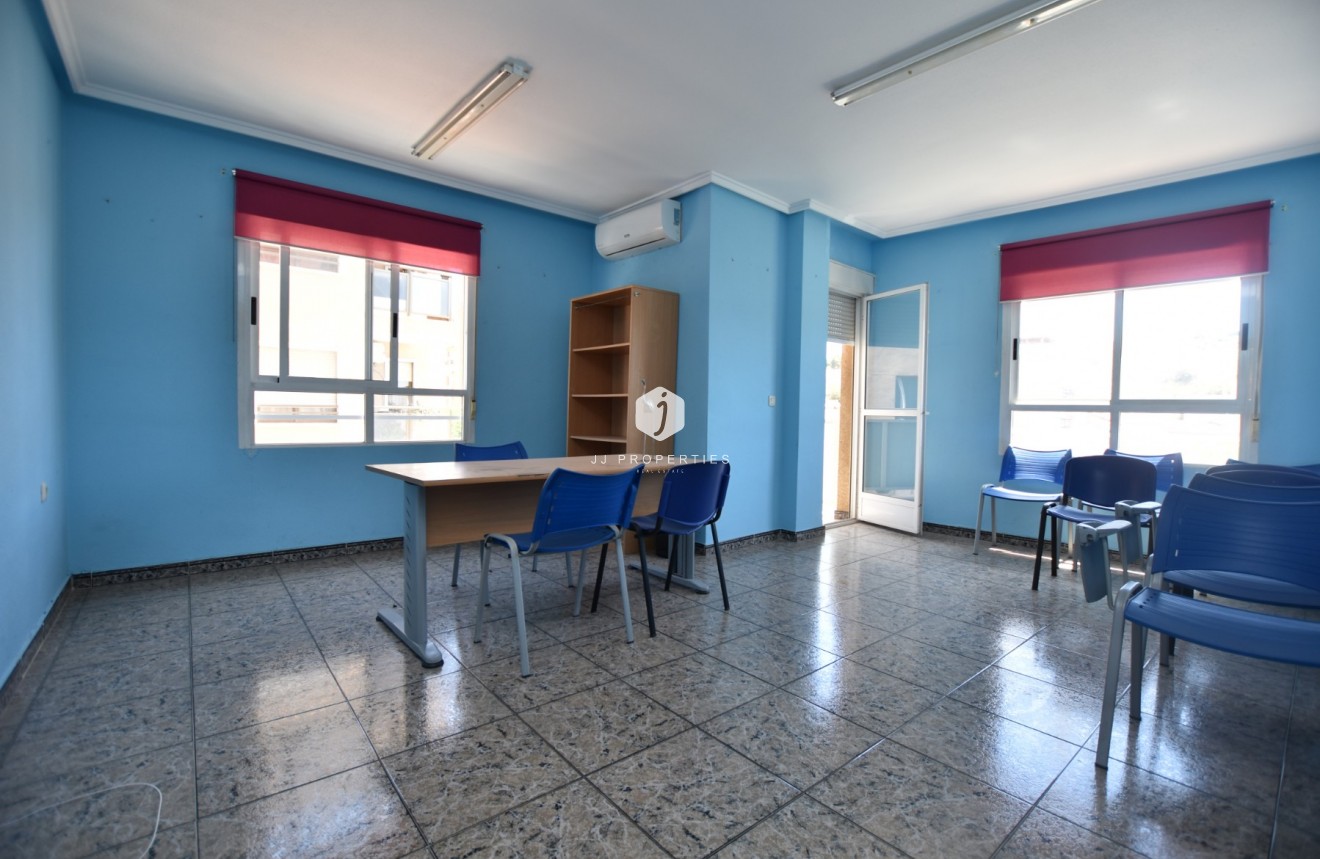 Tweedehands - Appartement / flat -
Rojales - Inland