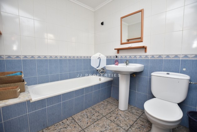 Tweedehands - Appartement / flat -
Rojales - Inland