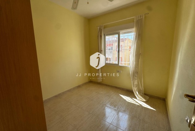 Aus zweiter Hand - Wohnung -
San Miguel de Salinas - Inland