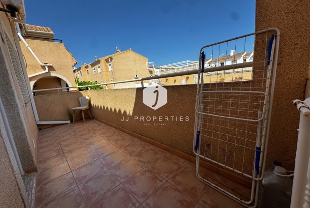 Aus zweiter Hand - Wohnung -
San Miguel de Salinas - Inland