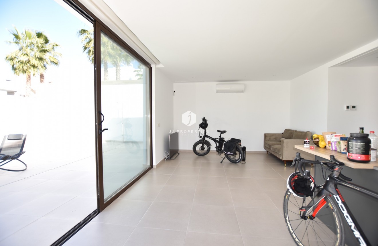 Tweedehands - Villa -
Benijofar - Costa Blanca