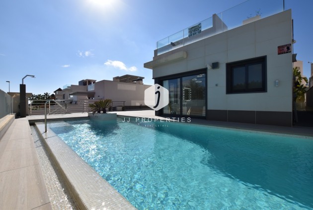 Tweedehands - Villa -
San Miguel de Salinas - Inland