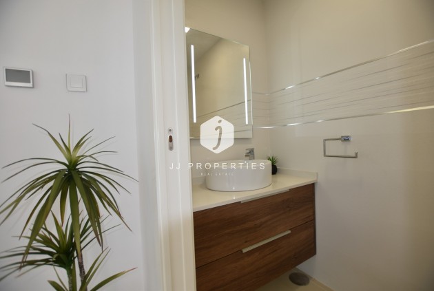 Tweedehands - Villa -
San Miguel de Salinas - Inland