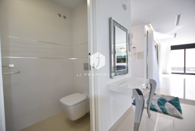 Tweedehands - Villa -
San Miguel de Salinas - Inland