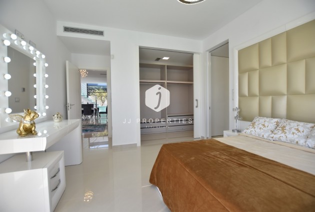 Tweedehands - Villa -
San Miguel de Salinas - Inland