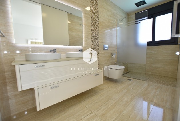 Tweedehands - Villa -
San Miguel de Salinas - Inland