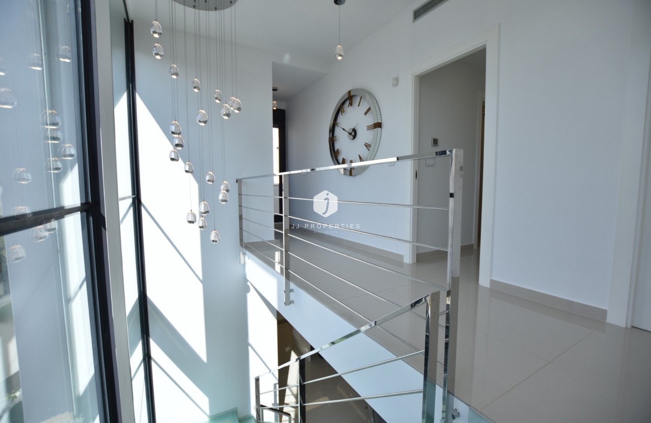 Tweedehands - Villa -
San Miguel de Salinas - Inland