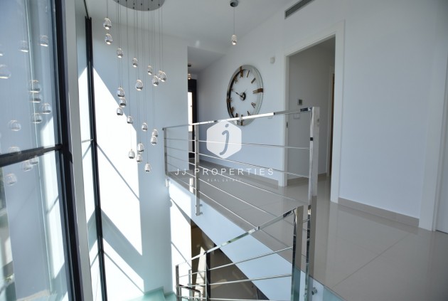 Tweedehands - Villa -
San Miguel de Salinas - Inland